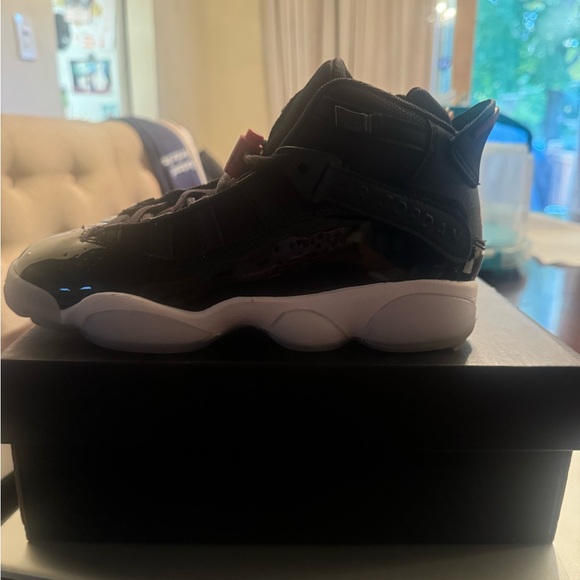 Jordan 6 Rings - Picture 3 of 5